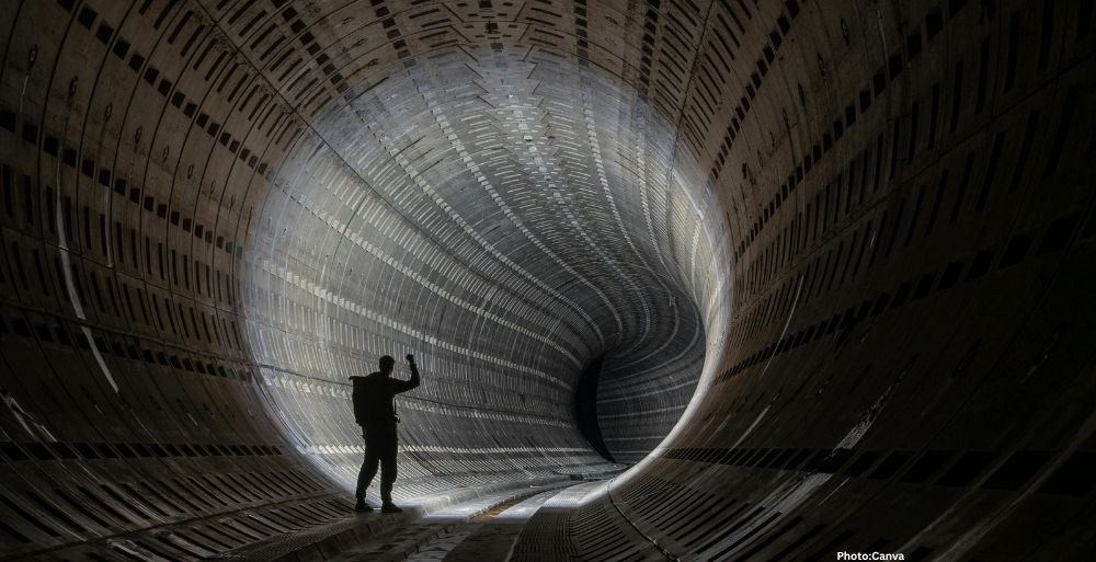 Feature and Cover Exploring the Unconscious Depths of Vision and Consciousness