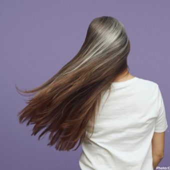 Photo The Evolving Perception of Gray Hair Among Women A Balancing Act Between Aging and Societal Expectations