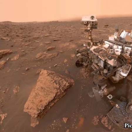 GNN Curiosity Rover Discovers Diverse Organic Molecules on Mars