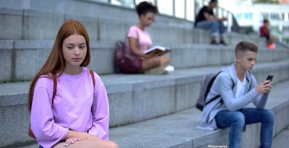 Photo Challenges of Adult Friendship A Growing Loneliness Crisis