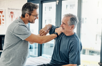 GNN Five Minute Stretching Routine Enhances Mobility and Reduces Stiffness