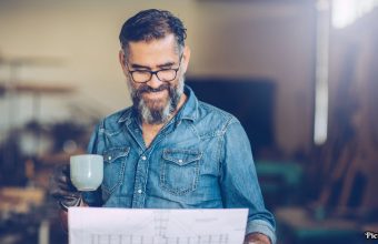 GNN Research Reveals Adults in Their Seventies Reflect on Middle Years as Happiest