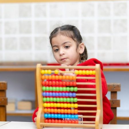 GNN Study Links Early Screen Time to Academic Performance and Cognitive Development in Children