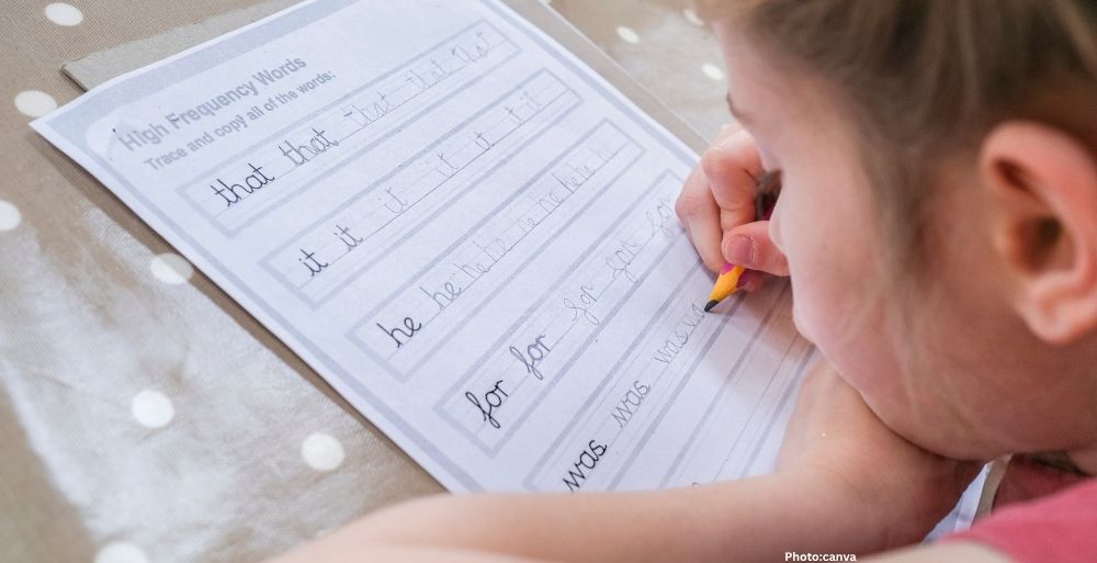 The Decline of Handwriting Instruction in Schools and Its Cognitive Implications (1)