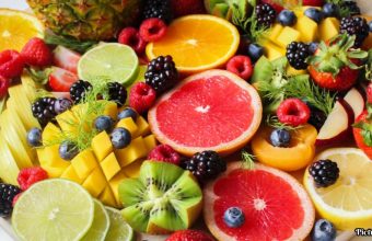 GNN Experts Advocate for Whole Fruits in Diets Highlighting Benefits Over Myths