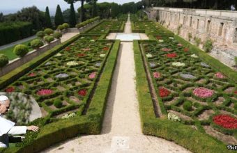 GNN vatican garden